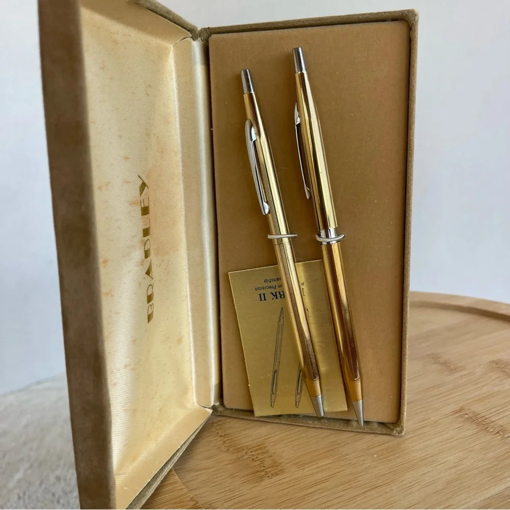 Vintage Bradley pen and mechanical pencil in case